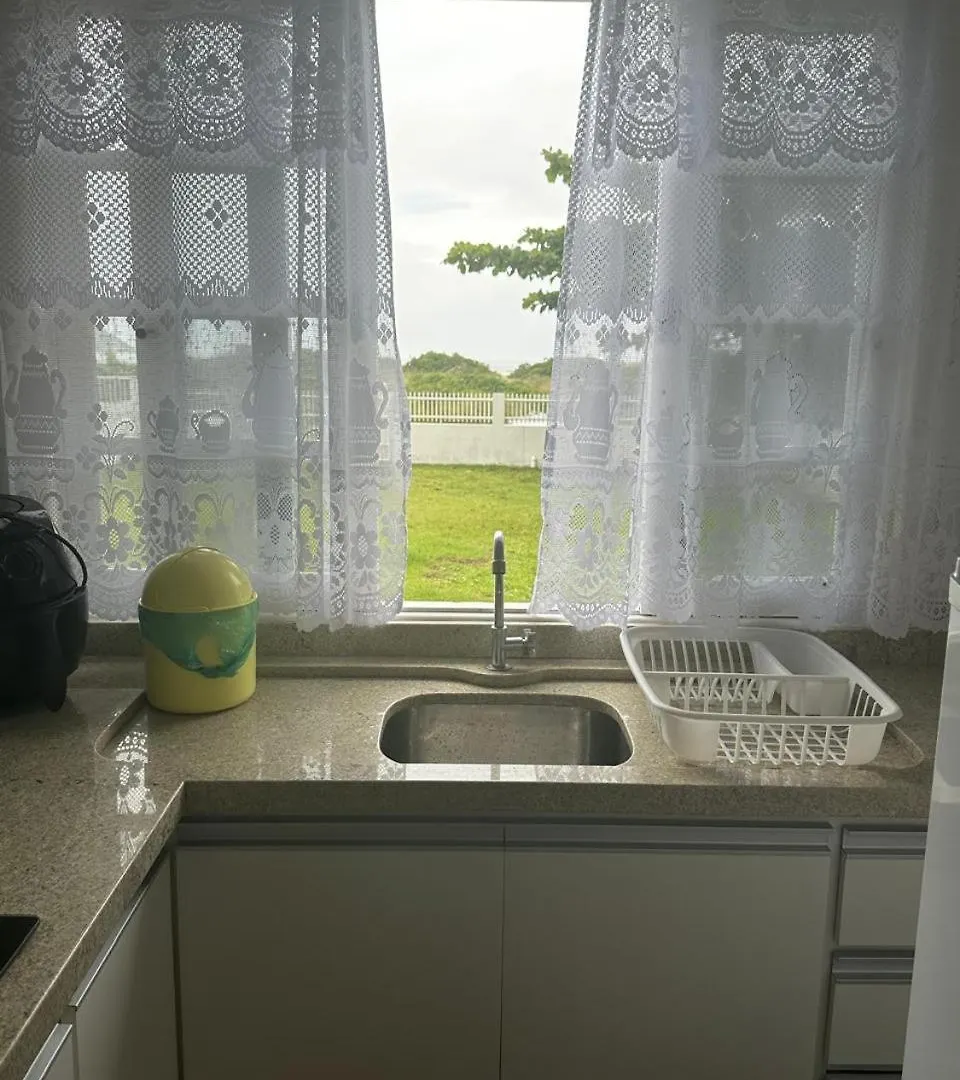 Casa Junior Alessandra Palhoça 0*,  Brasil